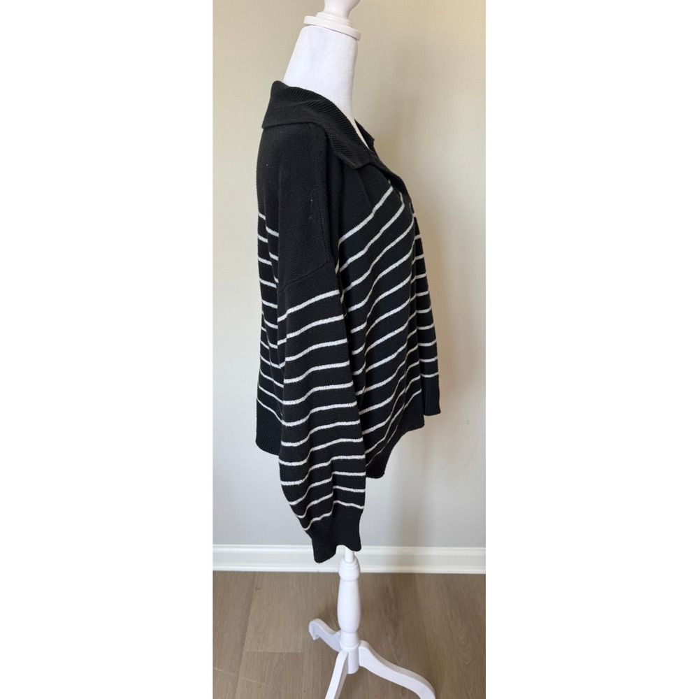 Black White‎ Striped Polo Collar V-Neck Oversized Knit Sweater Long Sleeve - Picture 3 of 9